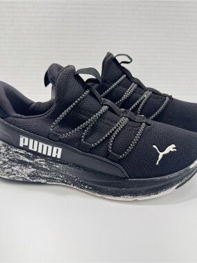 Puma Big Kids One4All BlizzRizz Lightweight Running Shoes, Black/White Size 4